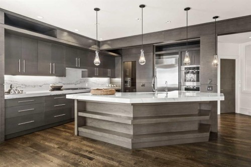 122 Aspen Ridge Place Sw, Calgary, AB - Indoor Photo Showing Kitchen With Upgraded Kitchen