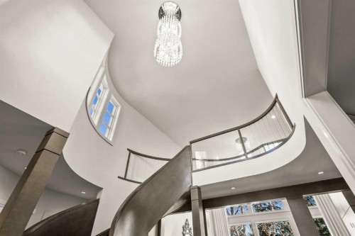 122 Aspen Ridge Place Sw, Calgary, AB - Indoor Photo Showing Other Room