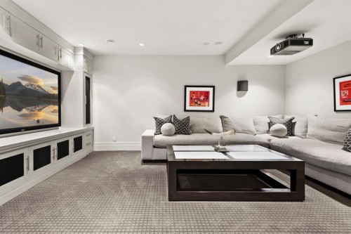 122 Aspen Ridge Place Sw, Calgary, AB - Indoor Photo Showing Living Room