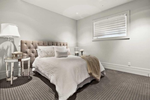 122 Aspen Ridge Place Sw, Calgary, AB - Indoor Photo Showing Bedroom