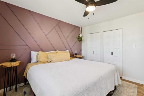 4604 Fordham Crescent Se, Calgary, AB - Indoor Photo Showing Bedroom