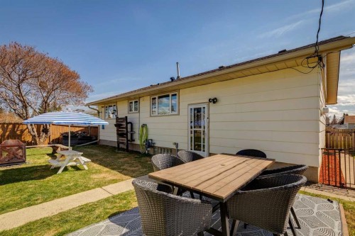 4604 Fordham Crescent Se, Calgary, AB - Outdoor With Deck Patio Veranda With Exterior