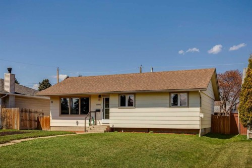 4604 Fordham Crescent Se, Calgary, AB - Outdoor