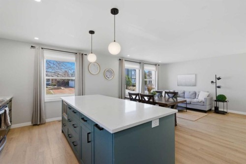 559 Deerpath Court Se, Calgary, AB - Indoor