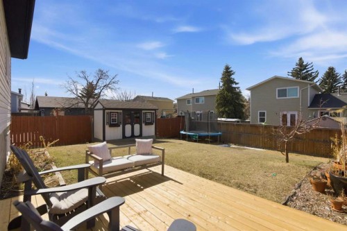 559 Deerpath Court Se, Calgary, AB - Outdoor With Deck Patio Veranda
