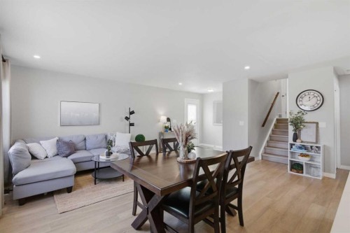 559 Deerpath Court Se, Calgary, AB - Indoor