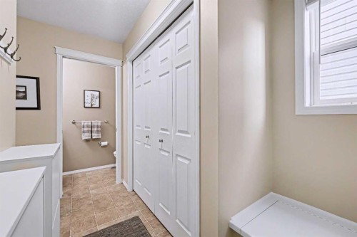 19 Copperfield Crescent Se, Calgary, AB 