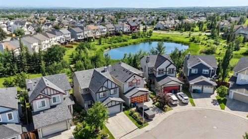 19 Copperfield Crescent Se, Calgary, AB 