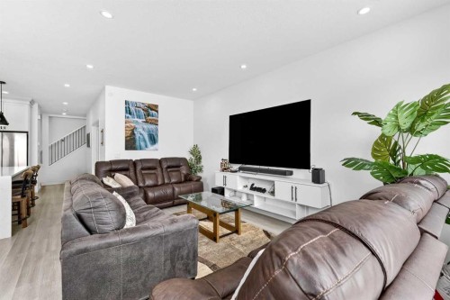 41 Copperhead Road Se, Calgary, AB - Indoor Photo Showing Living Room