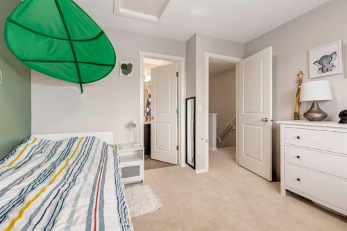 38 Legacy Boulevard Se, Calgary, AB - Indoor Photo Showing Bedroom