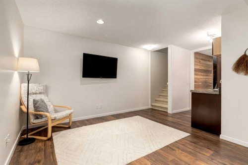 38 Legacy Boulevard Se, Calgary, AB - Indoor