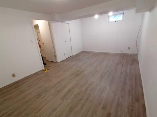 22 Whitman Close Ne, Calgary, AB - Indoor