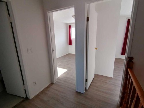 22 Whitman Close Ne, Calgary, AB - Indoor Photo Showing Other Room