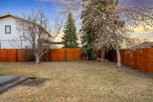 127 Lake Placid Close Se, Calgary, AB - Outdoor