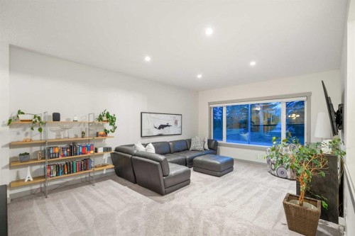 127 Lake Placid Close Se, Calgary, AB - Indoor Photo Showing Other Room