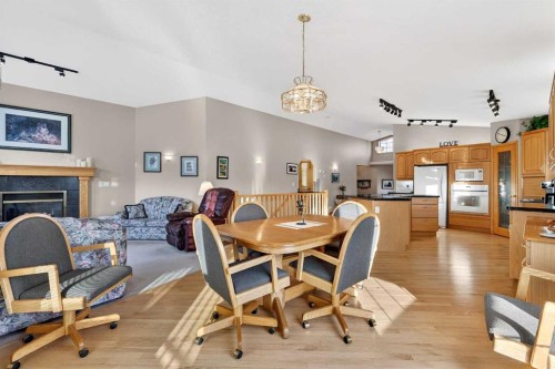 328 Parkview Estates, Strathmore, AB - Indoor