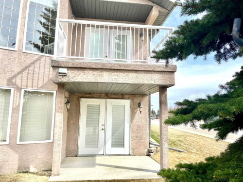 328 Parkview Estates, Strathmore, AB - Outdoor With Exterior