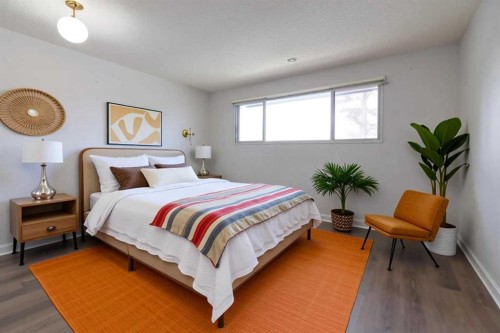 6501 Coach Hill Road Sw, Calgary, AB - Indoor Photo Showing Bedroom