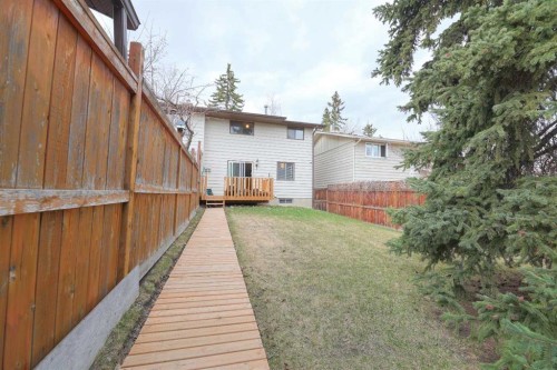 6501 Coach Hill Road Sw, Calgary, AB - Outdoor With Exterior