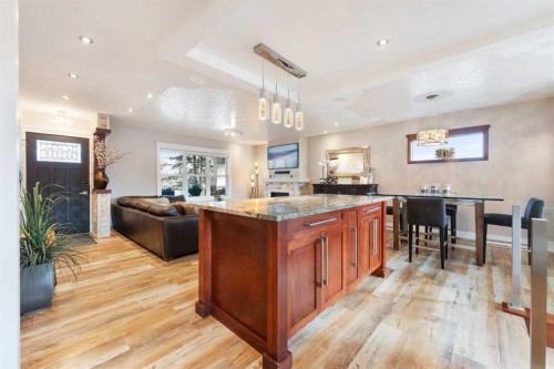 6 Grove Hill Place Sw, Calgary, AB - Indoor