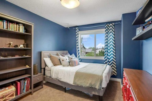 127 Hillcrest Boulevard, Strathmore, AB - Indoor Photo Showing Bedroom