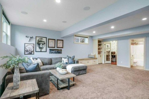 127 Hillcrest Boulevard, Strathmore, AB - Indoor Photo Showing Living Room