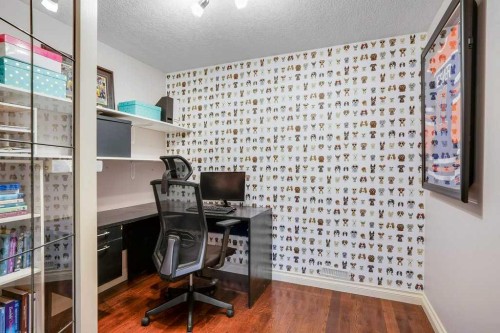 127 Hillcrest Boulevard, Strathmore, AB - Indoor Photo Showing Office