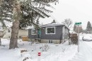 3423 1 Street Ne, Calgary, AB  - Outdoor 