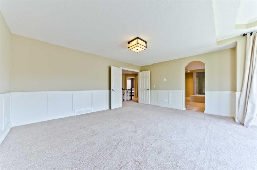 60 Elmont Rise Sw, Calgary, AB - Indoor Photo Showing Other Room