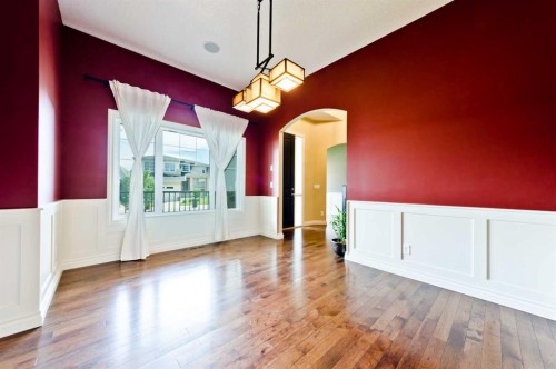 60 Elmont Rise Sw, Calgary, AB - Indoor Photo Showing Other Room
