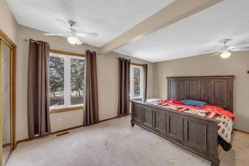 255192 Range Road 282, Delacour, AB - Indoor Photo Showing Bedroom