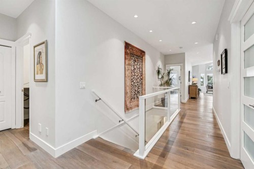 67 Scimitar Heath Nw, Calgary, AB - Indoor Photo Showing Other Room