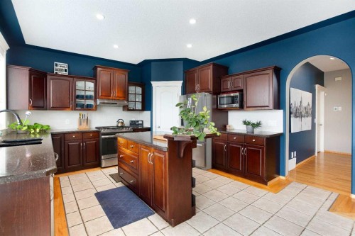 161 Panorama Hills View Nw, Calgary, AB - Indoor Photo Showing Kitchen