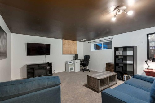 4 Cedarbrook Way Sw, Calgary, AB - Indoor
