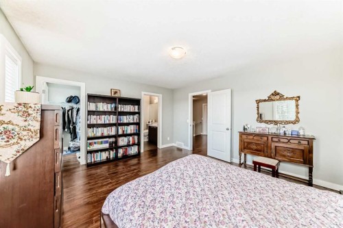55-300 Marina Drive, Chestermere, AB - Indoor Photo Showing Bedroom