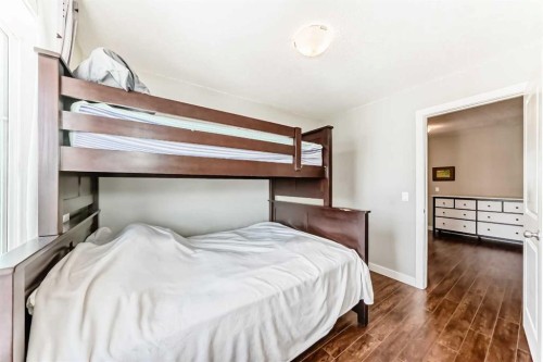 55-300 Marina Drive, Chestermere, AB - Indoor Photo Showing Bedroom