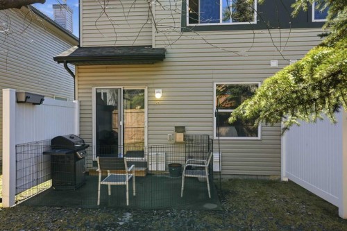 43 Everstone Place Sw, Calgary, AB - Outdoor With Exterior