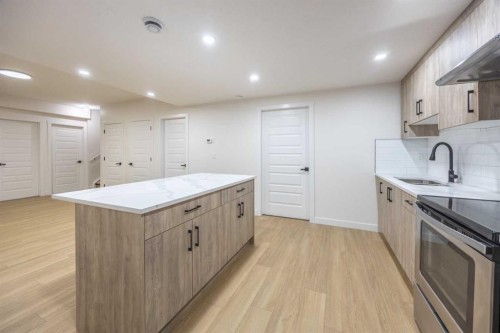 175 Homestead Common Ne, Calgary, AB - Indoor Photo Showing Kitchen