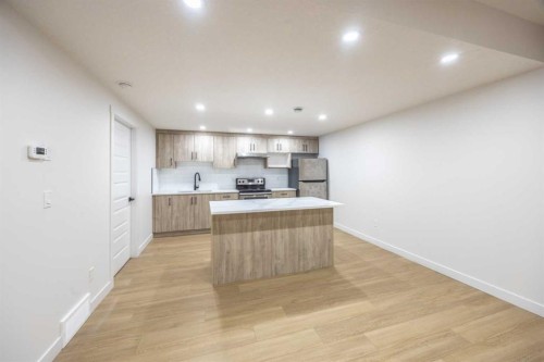 175 Homestead Common Ne, Calgary, AB - Indoor Photo Showing Kitchen