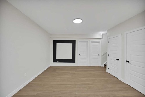 175 Homestead Common Ne, Calgary, AB - Indoor Photo Showing Other Room
