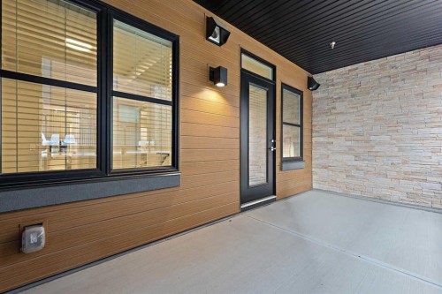 105-8355 19 Avenue Sw, Calgary, AB - Outdoor With Exterior
