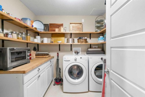 211-20 Seton Park Se, Calgary, AB - Indoor Photo Showing Laundry Room