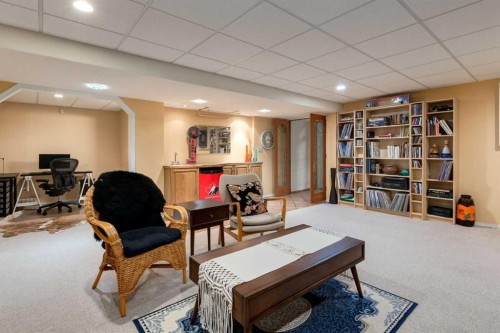 8 Deerwood Road Se, Calgary, AB - Indoor