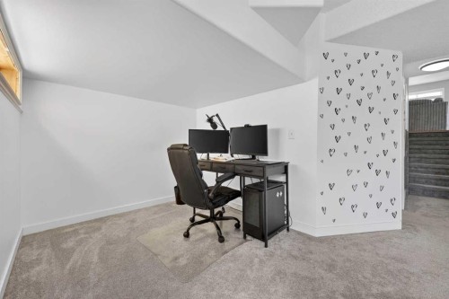 189 Copperfield Gardens Se, Calgary, AB - Indoor Photo Showing Office