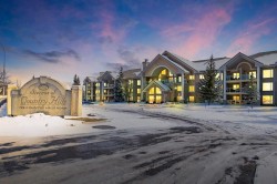 231-728 Country Hills Road NW Calgary, AB T3K 5K8