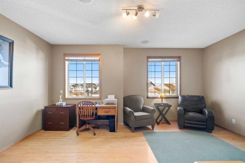 60 Cranfield Place Se, Calgary, AB - Indoor