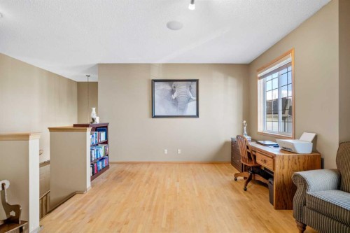 60 Cranfield Place Se, Calgary, AB - Indoor