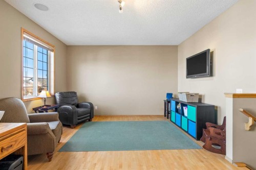 60 Cranfield Place Se, Calgary, AB - Indoor