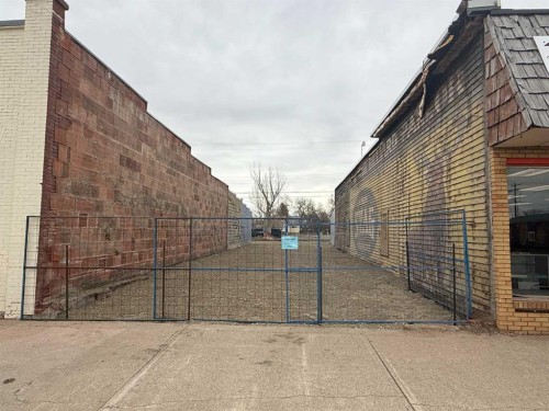 213 Centre Street, Vulcan, AB 