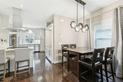 2231 26 Avenue Sw, Calgary, AB - Indoor Photo Showing Dining Room